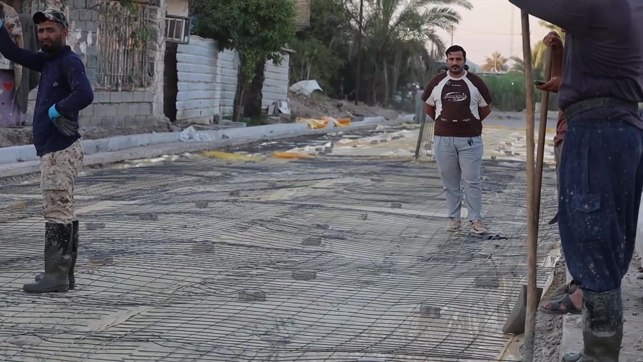 بِتوجيهٍ مباشر ومتابعةٍ حثيثة من قبل الشيخ أبو سارة الربيعي عضو مجلس محافظة بغداد، باشر أبطال اللجنة التنسيقية لشباب شمال بغداد بجولةٍ ميدانية خدمية في قضاء الطارمية – ، لمتابعة واقع الأعمال الخدمية والوقوف ميدانياً على أبرز الاحتياجات والمعوقات، تأكيداً على نهج العمل المتواصل لخدمة أهلنا الكرام وتعزيز الواقع الخدمي داخل القضاء والنواحي.

إن هذه الجهود تأتي انطلاقاً من المسؤولية الوطنية والواجب الأخلاقي تجاه أبناء مناطقنا، وإيماناً بأهمية المتابعة الميدانية المستمرة لتأمين أفضل الخدمات وتلبية متطلبات المواطنين، بما ينسجم مع تطلعات أهلنا في الطارمية ومناطق شمال بغداد.

كل الاحترام والتقدير لأبطال اللجنة التنسيقية لشباب شمال بغداد على حضورهم الميداني وجهودهم المتواصلة، سائلين الله التوفيق لما فيه خير أهلنا وبلدنا.

#اللجنة_التنسيقية_لشباب_شمال_بغداد
#مكتب_الشيخ_أبو_سارة_الربيعي
#الطارمية
#خدمة_المواطن


**إذا كنت صاحب هذا الإعلان وتريد حذفه لأي سبب، رجاءا أرسل رسالة إلى الدعم الفني**