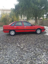 للبيع • سيارة • معلومات ناقصة