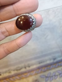 عقيق يماني • حجر كريم • مجوهرات