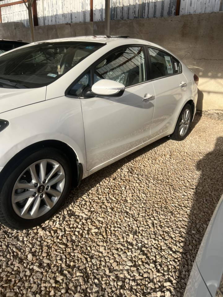 سلام عليكم

سياره سيراتو 2017 وارد خليجي  رقم بغداد أنكليزي  محرك 1600مكفوله  من الصبغ والتبديل والفتح  فووول مواصفات بصمه أبواب ، ليد امامي، ليد خلفي ،حساس امامي ،حساس خلفي، مري شفط ،٥ ويل كب ، تبريد خلفي، ٣ وضعيات قياده،كاميرا اصليه، شاشه لمس فول تحكم ستيرن.
السعر ١٤٧
المكان : النجف
رقم صاحب السياره مباشر ***********
