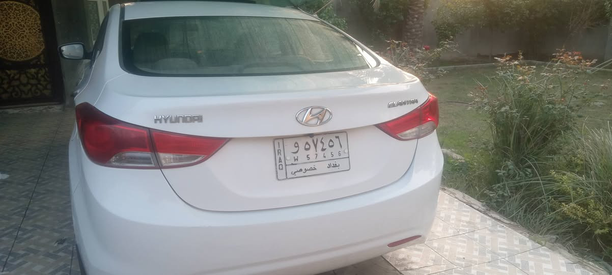 السلام عليكم النترا ٢٠١٤ رقم بغداد ماشيه ١٢٤  مكفوله من الصبغ والتبديل عدا المأشر عليها حجم المكينة ١٨٠٠ ممفتوحه موصفات فتحه سقف مري شفط تحكمات اشاير بالمري يدات نيكل مكانه السياره بابل الحلة سعرها ١٢٤  ***********
