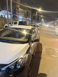 سيراتو 2015 خليجي مكينه 1600 مجفته بيها بارد بالجاملغ الأمامي جهة السا...