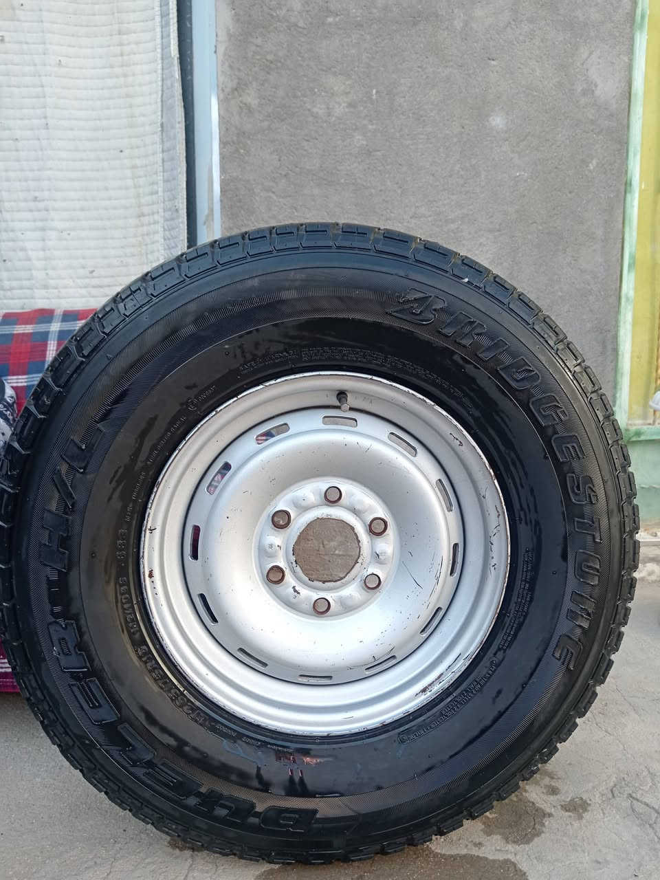 سلام عليكم
#غراض الفينية جديد ونضيفة 
***********
