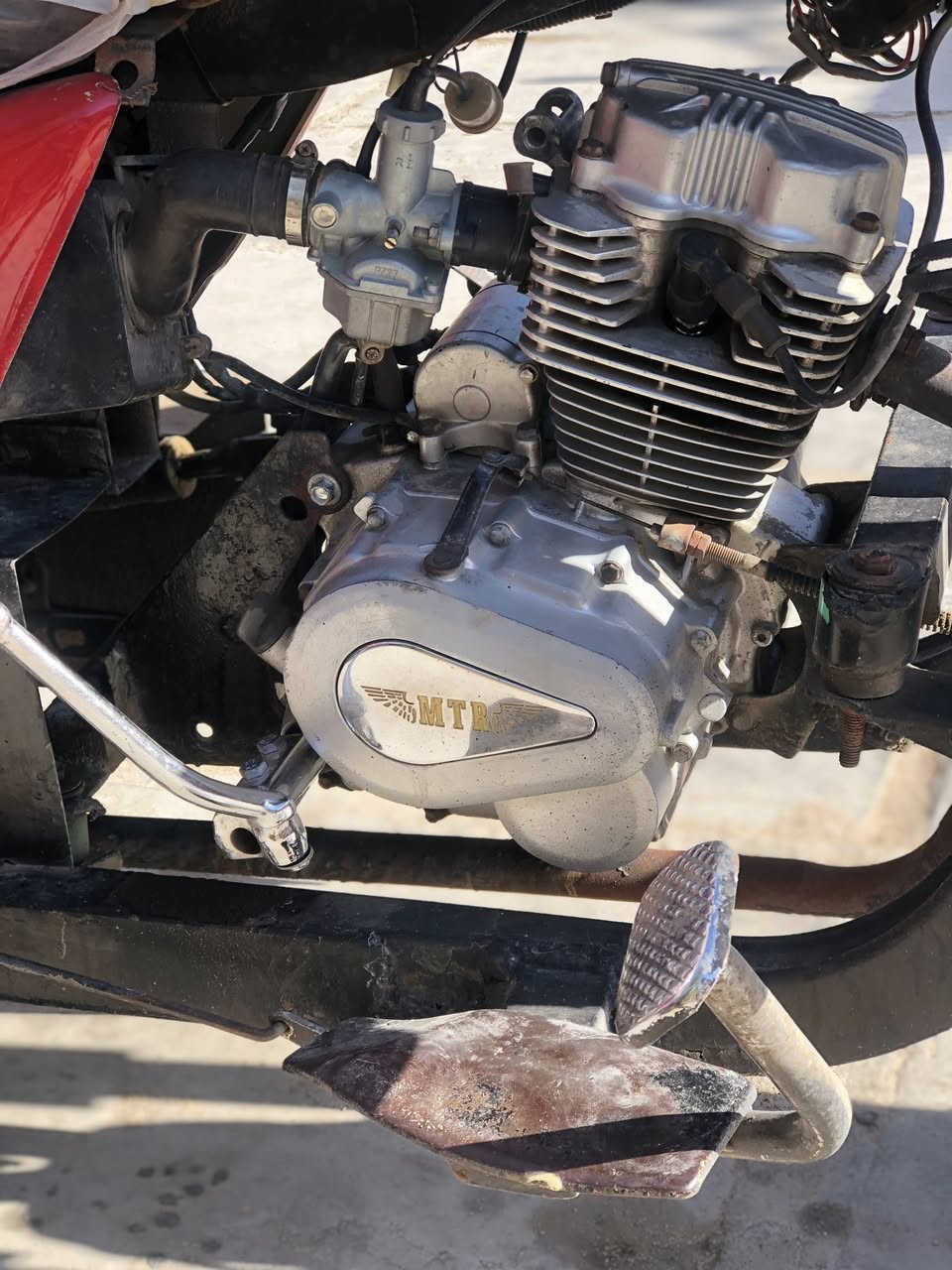 رجائن الموشراي لايكسر بالسعر
ستوته رقم وسنويه مديل ١٤ راعيها موجود بيها لحيم نفس ماوضح بلصوره دبلات شغاله رايدها ب ٩٥٠وبيها مجال بصره هارثه قرب سيد سامي رقمي ***********
