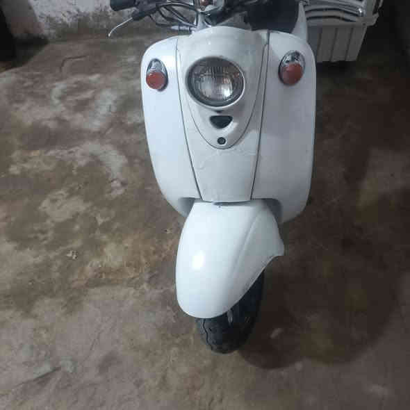 دراجه عبد الحليم فحل شغاله  للبيع سعر 150الف قفل  مو شراي لايخابر ***********
