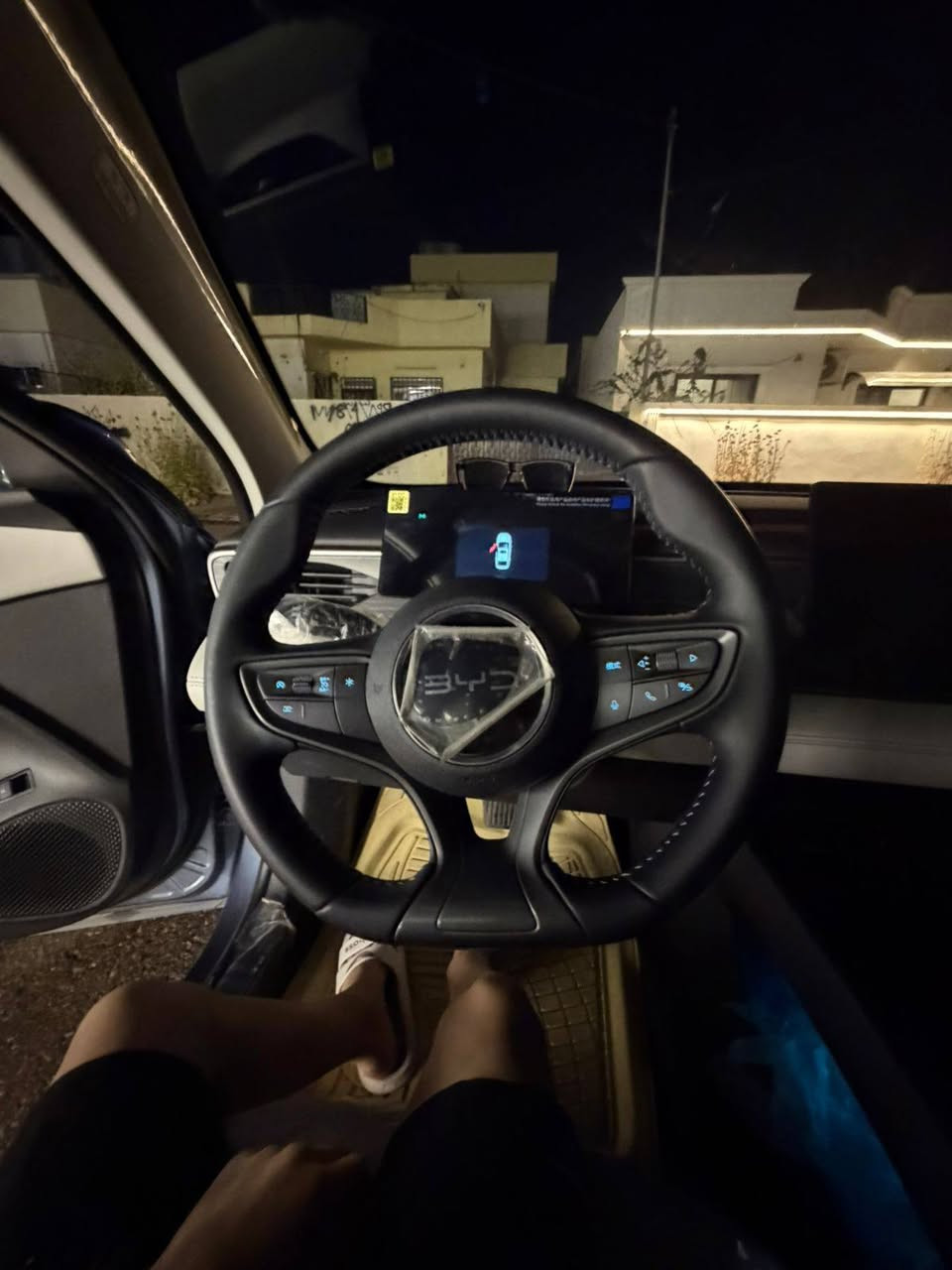 سلام عليكم بي ويدي سيل 5 بحري كلين سياره مشي 2000 رقم بغداد سياره جديد زيرو  وسعر 20250 وبيه مجال


**إذا كنت صاحب هذا الإعلان وتريد حذفه لأي سبب، رجاءا أرسل رسالة إلى الدعم الفني**