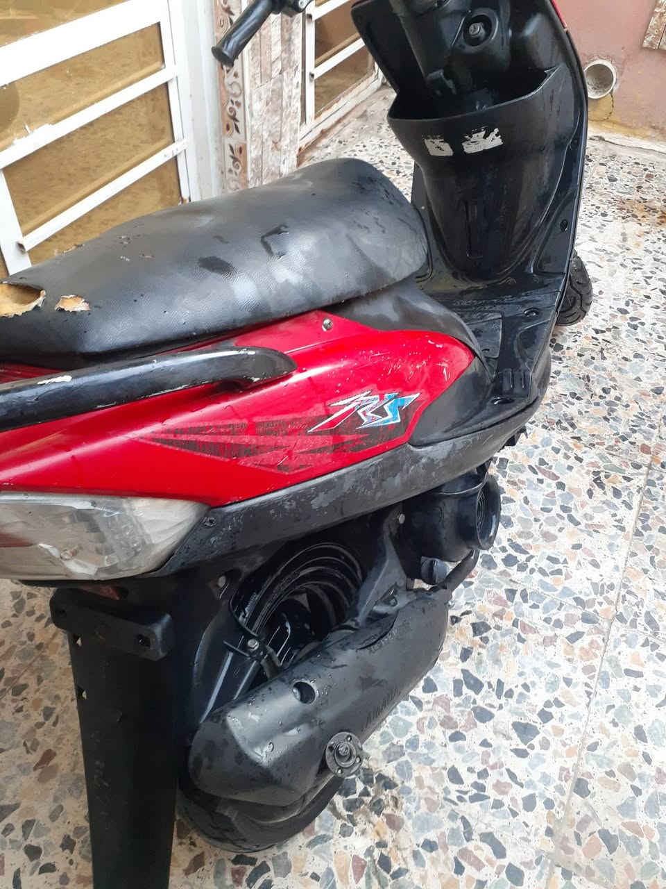 ماكس عدله ١٢٠
دراجه حلوه كهربائيات شغاله 

دراجه نكره بكل ومن 

مكينه خير من الله 

بيها نواقص بسيطه

ب٤٥٠ وليها مجال قليل 

مكاني بالشعب السريدات
***********
