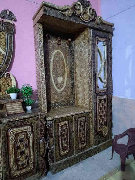 غرفه اخشاب نضيفه وسعرها مناسب مكاني كربلاء ***********
