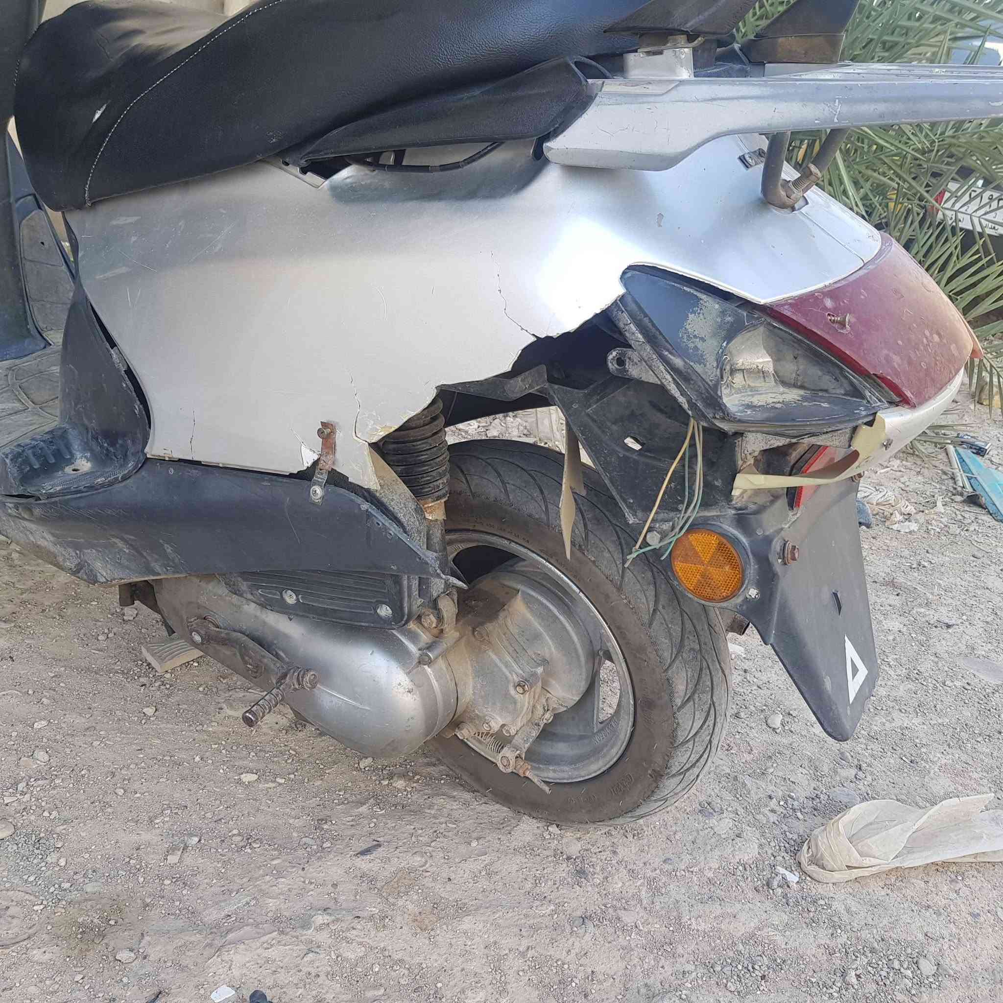 سبيسي ماليزي سلف هندر شغاله بحاله جيده السعر ٢٠٠الف الاتصال ***********
