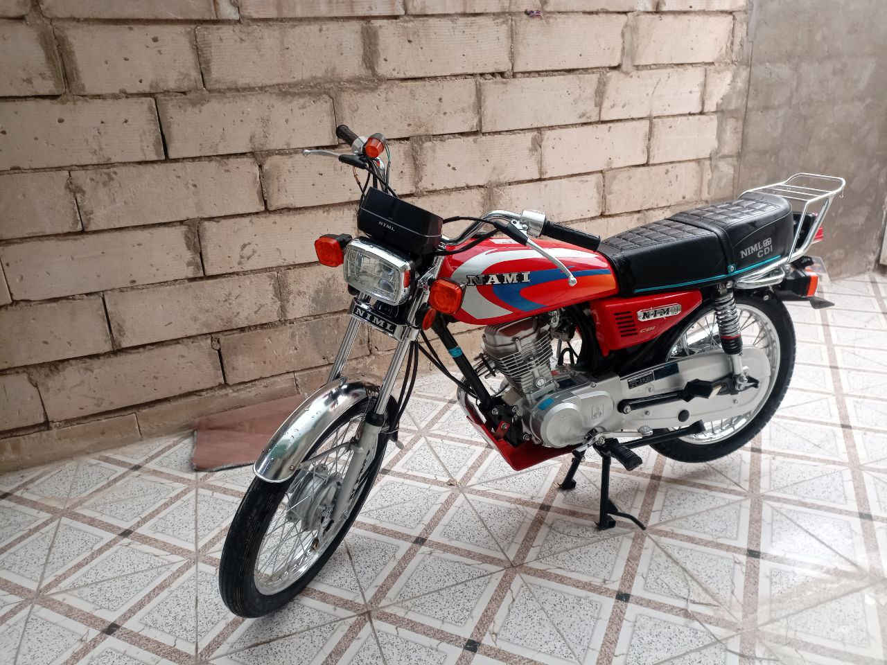 السلام عليكم 

دراجة 4 كير نامه 25 اوراق سكنر للبيع الدراجة نضيفه كلش اخت الجديدة  مامفتوحة السعر 650 وبيها مجال الشراي يتصل ع الرقم ***********

مكاني كربلاء حي النصر قرب محطة السلطاني
