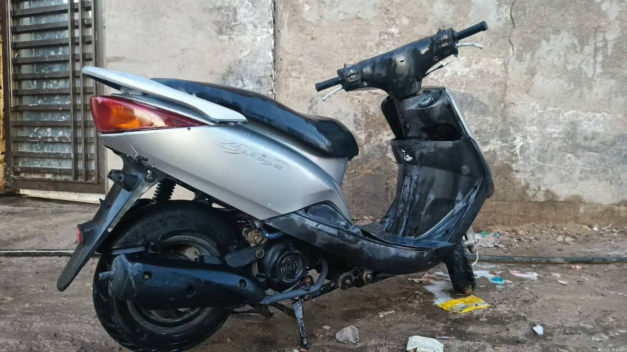 للبيع دراجة بريز خير من الله نكره سلف 
مكاني شعله سعر ٤٥٠ الف 
*********** واتساب
