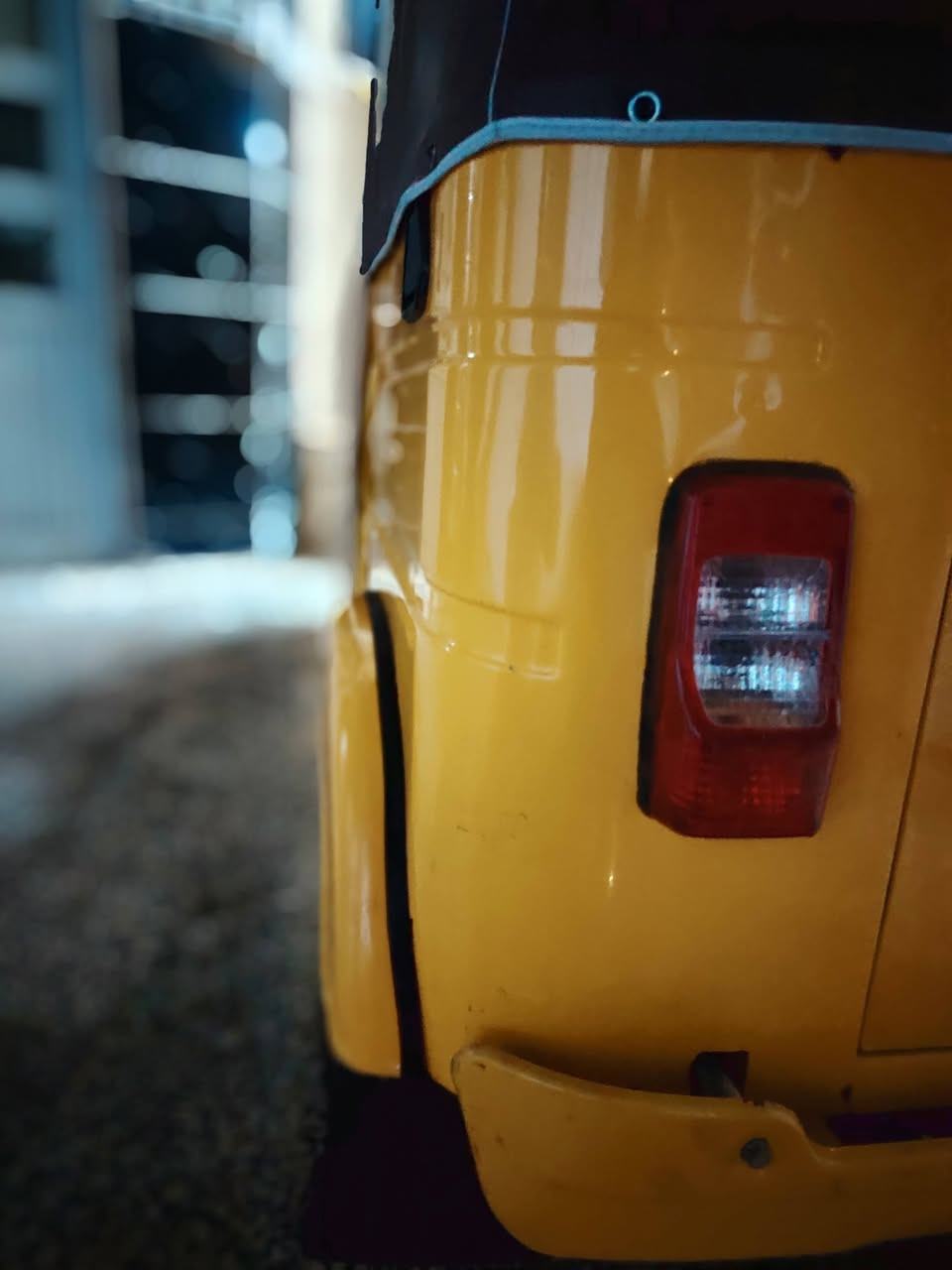 سلام عليكم تكتك 21 شهر 12 تكتك بس دوس فقط مكينه مفتوحه الكشر لاضربه ولا بارد مكان الشعله رقم ***********
