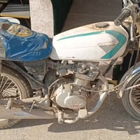 دراجة 4 كير • محرك سليم • بدون أوراق