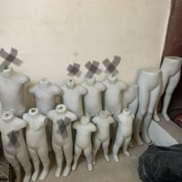 ٥ صحون صغيرة • ٥ ملاعق • توصيل لجميع المدن