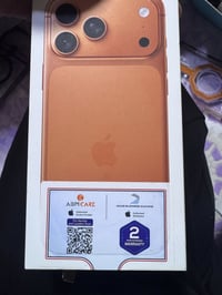 ايفون 17 برو ماكس 256 بطاريه 100 مشحون 99 مره جديد كلش نضيف حيل  وكاله...