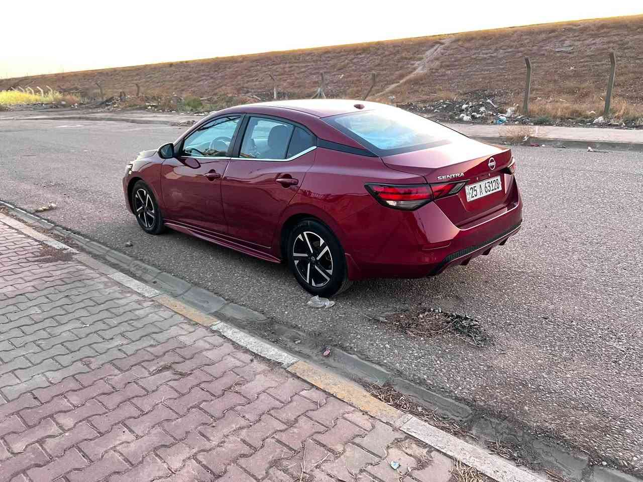 نيسان سينترا 2024
مواصفات SV
بصمه 
رادار امامى وجانبى وخلفى 
تحديد سرعه
خط مسار
دشبول شاشه 
فوليوم وشاشه وكاميره
تبريد ثلج
بابين سايق صبغ
جملغ سكن نص بونيت 
كير ومحرك بشرط 
ماشي 38 الف
رقم وسنويه وهزه جديد
سعر ١١٤
***********
***********
