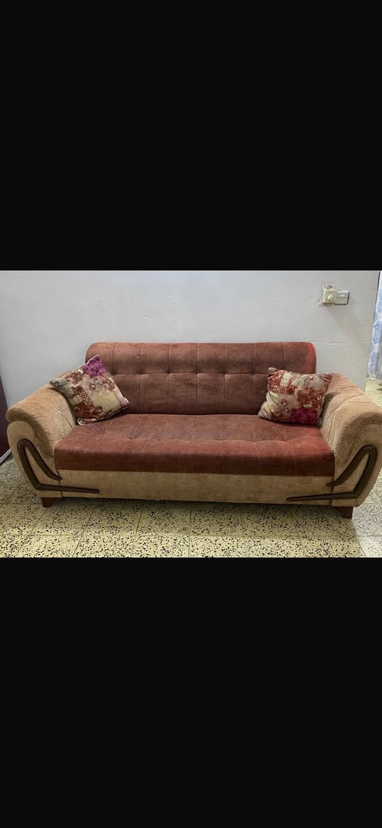 السلام عليكم تخم للبيع كلشش نضيف ١٠مقاعد سعره٢٥٠ الف


**إذا كنت صاحب هذا الإعلان وتريد حذفه لأي سبب، رجاءا أرسل رسالة إلى الدعم الفني**