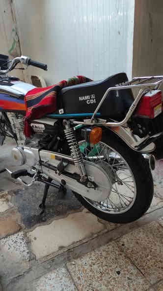 سلام عليكم دراجه للبيع نامه شلامجه بلاد مو تعمير بدون اوراق مكاني العماره ***********
