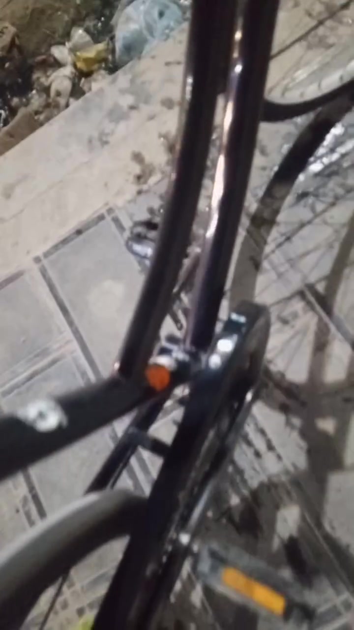 السلام عليكم شباب باسكل كامل ماعوزه برغي موديل ٢٠ غراضه كامل المكان شطره السعر خاص


**إذا كنت صاحب هذا الإعلان وتريد حذفه لأي سبب، رجاءا أرسل رسالة إلى الدعم الفني**