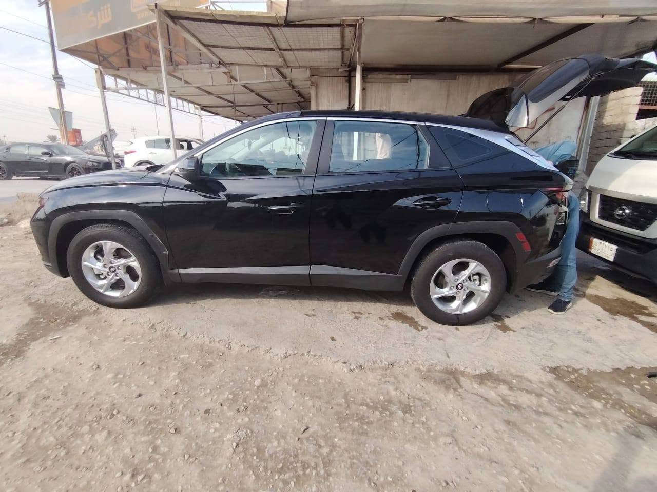 توسان موديل 2024 وارد امريكي 
محرك 2،5 حادثه دعاميه وشبر بنيد
سياقه ذاتية -
رادرات كل الجوانب - 
مثبت سرعه نضام ترحيب - 
تحديد مسار - 
هاند بريك بصمه 
بك لايتك LED -
ماشيه 33الف
لون اسود
رقم دهوك بسمي
السعر168وبيه شي قليل
مكان بابل الحصوه 
***********

