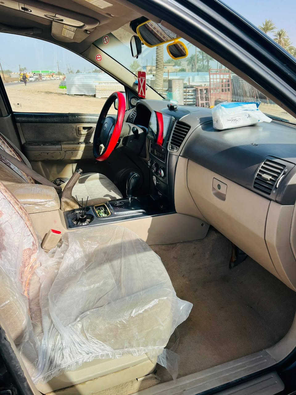 شعندك مراوس نزل
سلام وعليكم
سورنتو 2008 
5 راكب
ويل كب 5 
تخم تاير جديد
محرك 3300 مكفول وكير مكفول
تبريد ثلج 
رقم كركوك انكليزي تحويل ثاني يوم
هزه جديده
سنويه لل 30 بسمي
ضرر قطعه فقط 
سياره جاهزه
مكان بغداد 
سعر 93 
*********** واتساب
