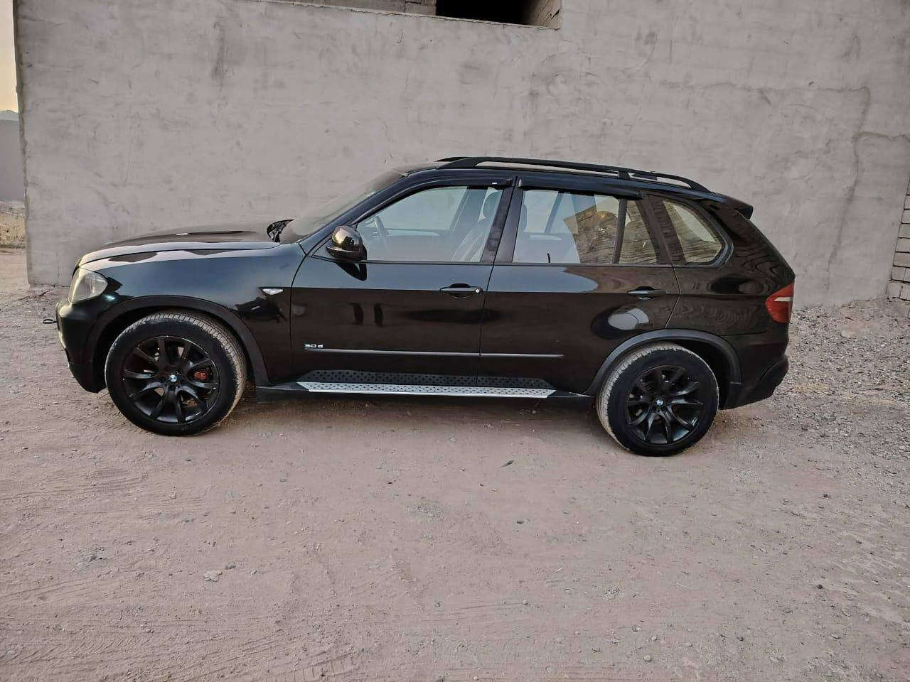 السلام عليكم 

BMW X5
2008
محرك 6 ديزل 
تك توربو 
قطعة باب خلفي ورا نفر مصبوغ جماليه
سنوية و هزة جديد 
رقم اربيل 
بدون حادث
السعر:110 
بيع ويرهم مراوس 
***********
#خاص_مغلق
