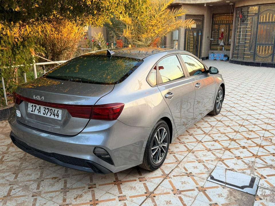 كيا فورتي موديل 2022 – فئة GT لاين
وارد أمريكي
حادثها جاملغ وبنديد 
السيارة نظيفة جداً

محرك 2000 DOHC
رقم مثنى معوقين 
مكان السيارة: ذي قار سوق الشيوخ ناحية الطار 
السعر: 143 ورقة وبيها مجال

📞 للاتصال أو واتساب: ٠٧٨٢ ٩٥٠ ٣٢٠٨
