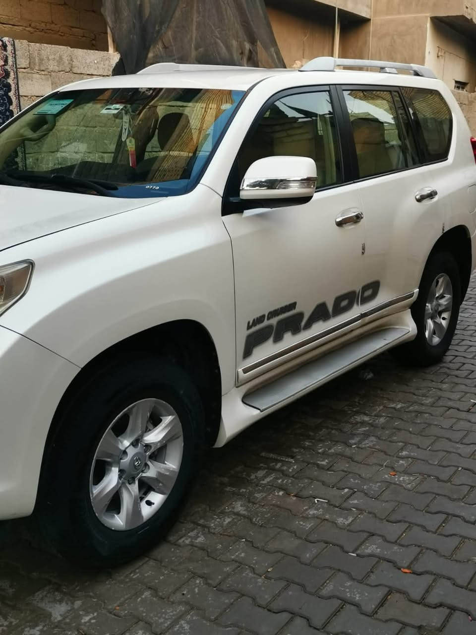 سلام عليكم برادو موديل ٢٠١٠ بسمي شوكت متريد احولك كفالة عامة ماعدة بارد بكد شبر بلباب الخلفي 
تخم تاير مكينة ٤ سلندر 
تبريد ٣ قطع سيارة جاهزة من كل النواحي ربع متصرف عليها
مكاني بغداد الغزالية 
٢١٠ سعرها
***********
