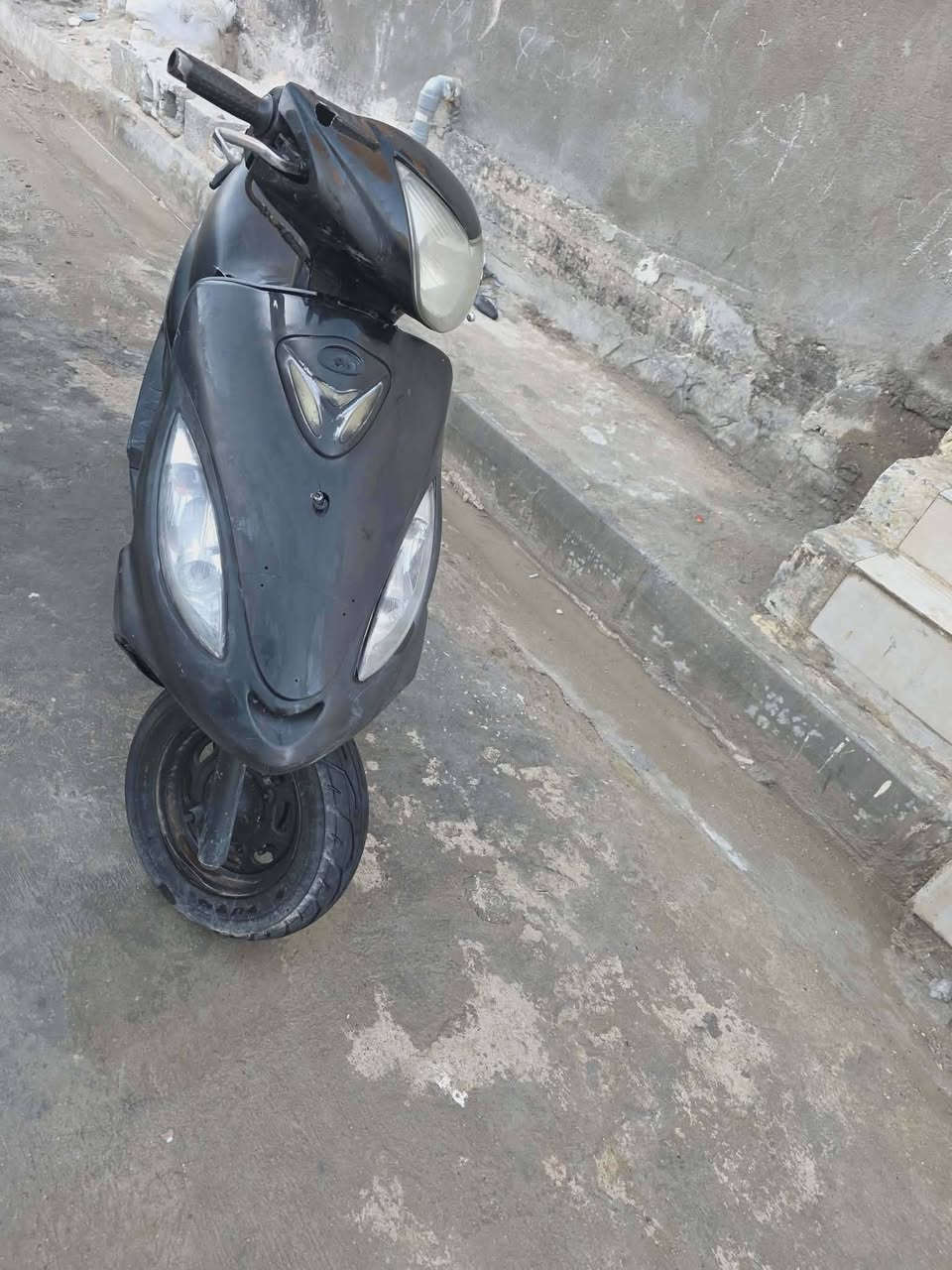 دراجه جي فور مكينه مامفتوحه شلعه ومعدل دراجه كلشي شغال بيها ونضيفه
مكاني ناصريه قضاء الغراف مستعجل ع البيع سعر ٦٠٠
***********
