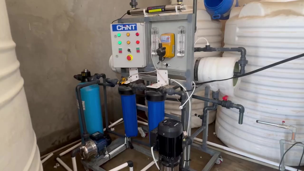 مركز شاهين لمعالجه المياه وتحليه مياه الابار 
هذه المحطه تشتغل علئ  ما البئر*********** احمد 
هذه المحطه ضمان وجوده المياه
