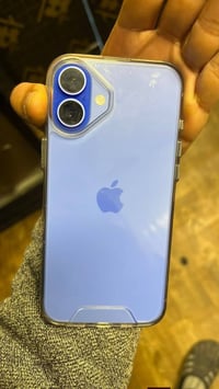 آيفون ١٦ بلاس • ١٢٨ • قفل