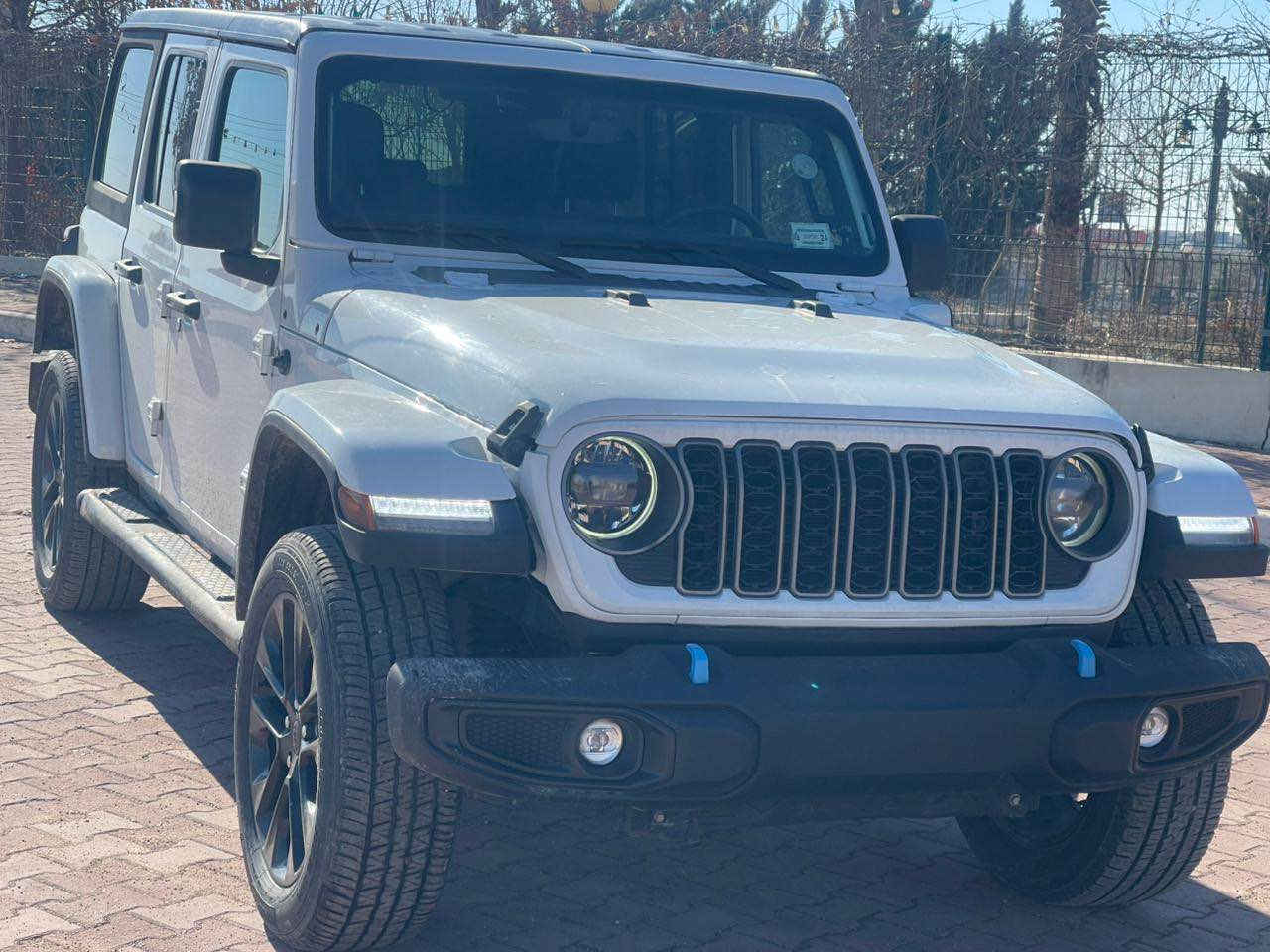 جيب رنكلر

موديل 2023

هايبرد سحاري. شحن. و كاره با 

ارباك بس سكان طاك راجع سيستم

سقف سياره اسود

بجم كبس

بس جملغ سبخ 

سيارموجود عقره

سعر265مجال

واتساب *********** اكر, نينوى
