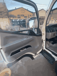 السلام عليكم  كنتر للبيع موديل 19 سياره مكفوله كفاله عامه من ضربة وصبغ محرك وكير اكسن  مكفلولات عامه سياره دوشمه وحداديه وتخم تاير محور 17نص سياره جاهزه  رقم بغداد العنوان عماره،***********
