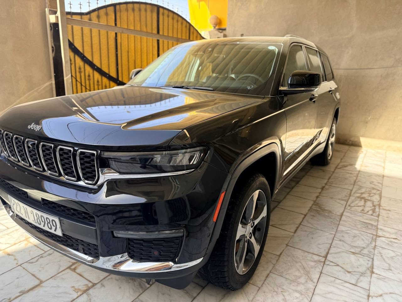 السلام عليكم
جيب لمتد 2023 رقم اربيل بسمي
محرك 3600
شاشه كامره
حساس امامي خلفي
جنطه كهرباء
تشغيل عن بعد
ستيرن كهرباء
كراسي جلد تدفئه تبريد
فور ويل 
7 راكب 
ماشيه 24 الف
ضرر جاملغ وباب سائق بجم مكفول
مكاني بابل القاسم
السعر 295
للاتصال ***********
