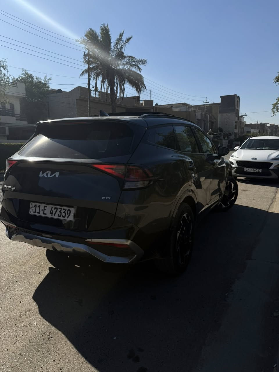 سلام عليكم  سبورتج 4X🔥 2023 سياره وراد كندي ماشيه 60 الف كيلو  سنويه لل2029 تنتهي حادثه طخه بلصندوك وبلشحن بيها  بارد قطعه من الصندوك بارد بخشم البنيد وهنا بلعراق صار بيها حادث  جاملغ وباب تم تبديل بنفس الون سياره اير باك برده جهه شاشه السياره مضرره بس تشتغل طبيعي انزل من سعره منزل تفاصيلها كامل مع السونار القديم للسياره للتوضيح  مكانها بغداد السيدية سعر 215 وبيها مجال *********** 

اربع انضمه قيادة✅

كشنات كهرباء✅

كشنات تدفئه تبريد✅

بانورما ✅

قيادة شبه ذاتيه✅

رادر امامي ✅

مانع انزلاق✅

رادار خلفي✅

توقف ذاتي✅

اوتو هولد✅

سياره فول مواصفات مكانها بغداد السيدية السعر 213 ورقه وبيها مجال ***********
