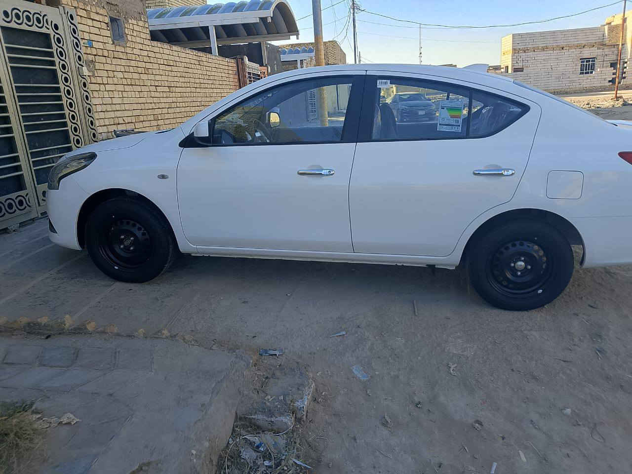 سلام عليكم نيسان صني هندي زيرو كفاله عامه مابيه شخط تجي وتشوف أحله من الصوره ماشيه 300كيلو متر مكلف بنشر رقم صاحب السياره ***********موديل2025
