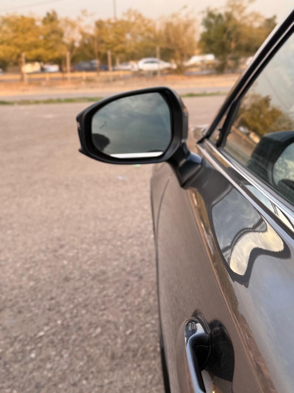 ماشاءالله كراون 2024
اسم المركبة : تويوتا
الفئة : لمتدد فول واحد 1/1 
الموديل (الطراز) : 2024
عدد الاسطوانات (سلندر) : 4
‏ممشى السيارة 21 
سعة المحرك : 2500 هايبرد
‎المواصفات
شاشة الكبيره
سماعات من نوع JBL
كار بلي و اندرويد اتو
عداد ديجتل
رادار امامي
رادار خلفي
خروج عن المسار
قطه عمياء
تبريد مقاعد
ستارة خلفية
شحن لاسلكي
هاند بريك اوتو
اتو هولد
5 كيمرات محيطية
(NORMAL, SPORT , ECO) وضعيات القياده
ذاكره لحفظ كرسي السائق
فتحة صقف
مكابح مانعة للانزلاق ABS
حساس ضغط الإطارات 
مرايا جانبية كهرباء
حادث السياره قطعه وحده فقط  (( صندوق فقط بدون دواخل  بدون إرباك بدون كل شيء ؟؟ كفاله عامه 
السعر 325 ورقه 
موقع بغداد حي الخضراء 
***********
