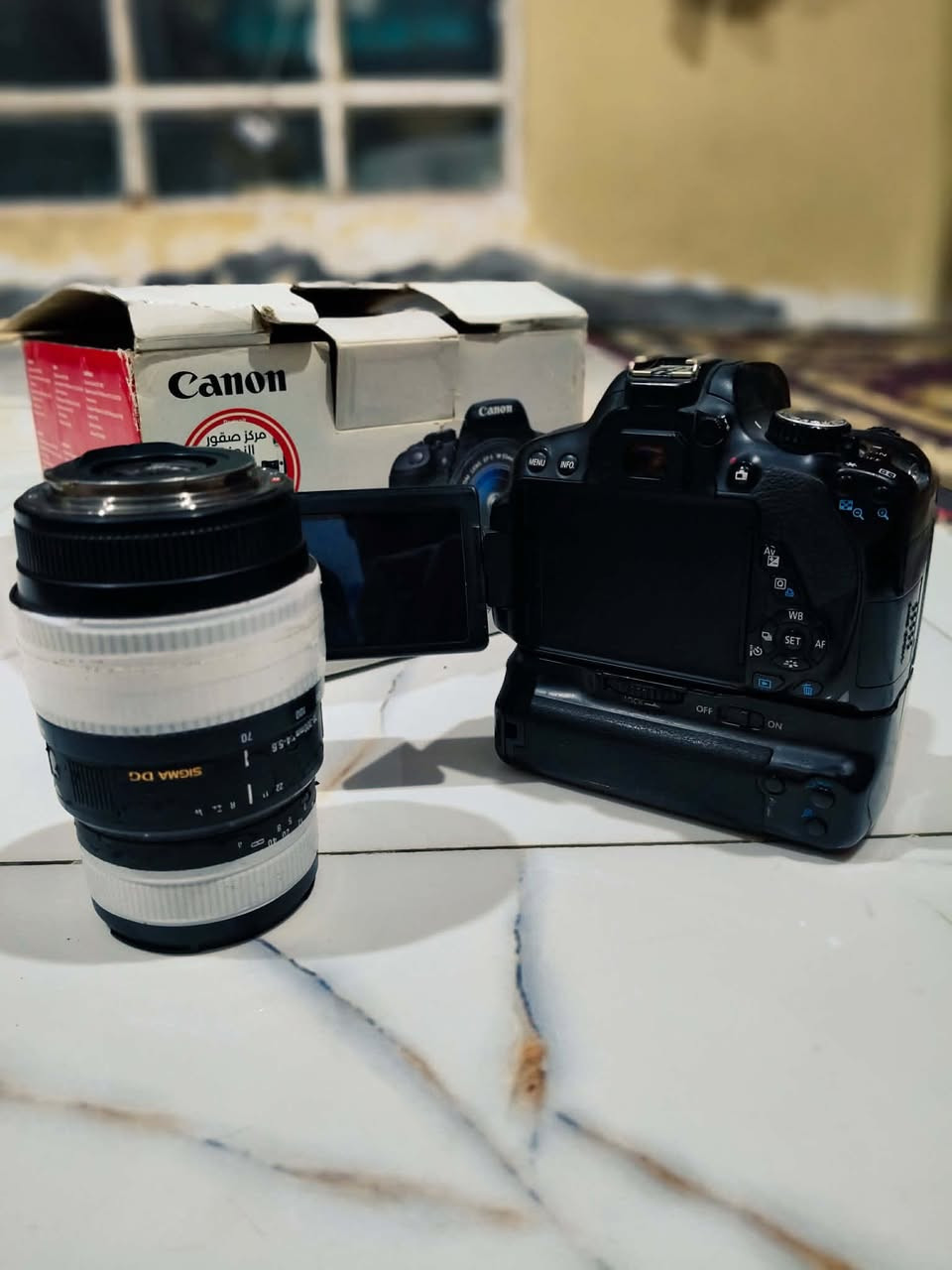 كانون 700 D 
بدي نضيف 
هود 
كرب اصلي 
شاحنه 
بطاريتين اصليات 
كارتون الشركه 
استعمال مال بيت 
نظيفة السعر 400 وبيها مجال بسيط

للتواصل خاص


**إذا كنت صاحب هذا الإعلان وتريد حذفه لأي سبب، رجاءا أرسل رسالة إلى الدعم الفني**