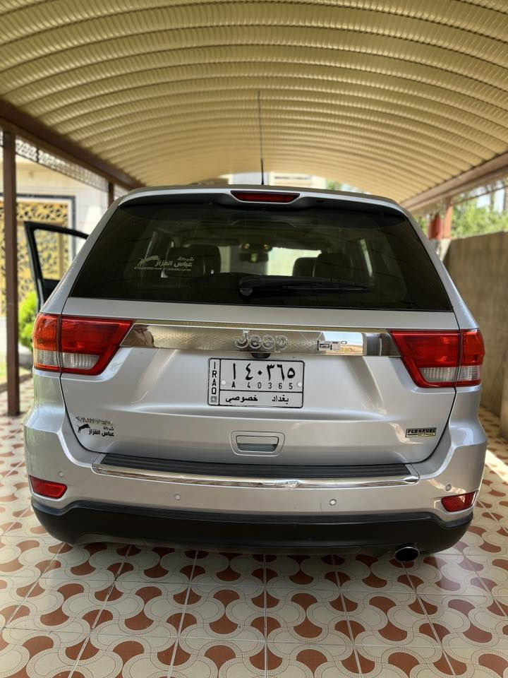 السلام عليكم 📌
للبيع ☑️
جيب شيروكي 🚗
لمتد ☑️
موديل 2011☑️
امريكي سيارة مو خليجي ☑️
ماشية 283 الف☑️
رقم بغداد باسمي☑️
سيارة لون سلفر ☑️
ضرر السيارة -باب السايق ومصلح صوره الضرر عالخاص☑️
الباقي سليم ☑️
ايرباكات سليمه كلها☑️
——————-

سيارة محرك مبدل جديد☑️
كير صدر بحالة ممتازه ☑️
سيارة V6/3.6 ☑️

مواصفات لمتد معروفة فول
بصمة تشغيل/تشغيل عن بعد / فتحة سقف /كشنات جلد  /كاميرا خلفية/تبريد قطعتين-والباقي معروف ❤️

-رقم الشاصي مرفق مع الصور-
مكان سيارة صلاح الدين ☑️
قضاء الضلوعية 📍

للاستفسار ☑️
الاتصال عالرقم او مراسلة واتس اب
***********☑️

تحياتي ❤️🤍
