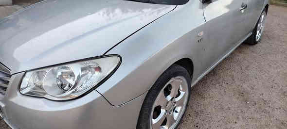 السلام عليكم للبيع افانتي موديل ١٠ أدوات السياره كصه جديده كير محرك شرط محرك ١٦ دكشن عالي صدر جديد كهرباياتها شغاله بدون رصعات سياره ليزريه *********** الاستفسار السعر ٣٨ بيها مجال
