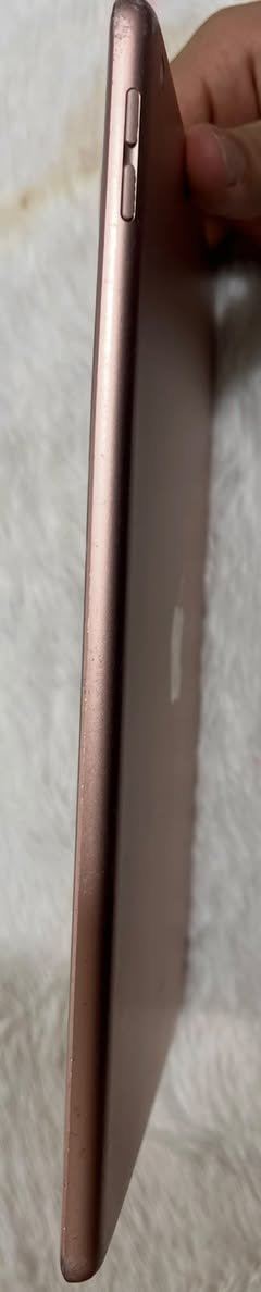 ايباد  الجيل ال ٨ مبدل شاشه فقط نضيف السعر.  ٢٠٠ الف


**إذا كنت صاحب هذا الإعلان وتريد حذفه لأي سبب، رجاءا أرسل رسالة إلى الدعم الفني**