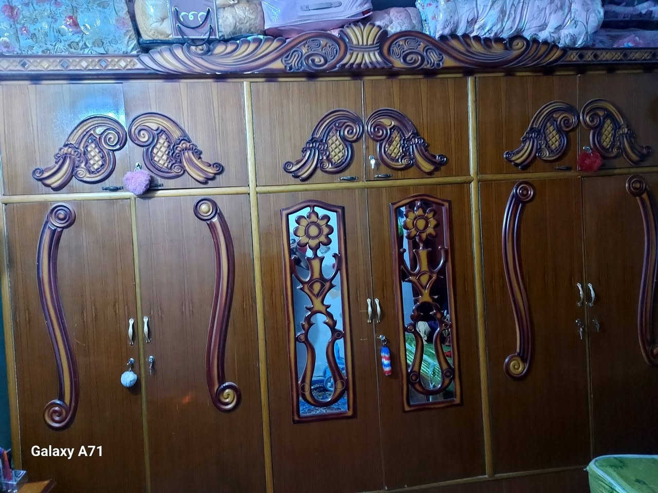 غرفةتزكام 6قطع للبيع كنتور ملحق ابو ستة وميز تواليت وزاوية وجرباية ام تاج سعرها 900 الف مكان النهروان شارع الشمري هذا رقمي واتساب ***********
