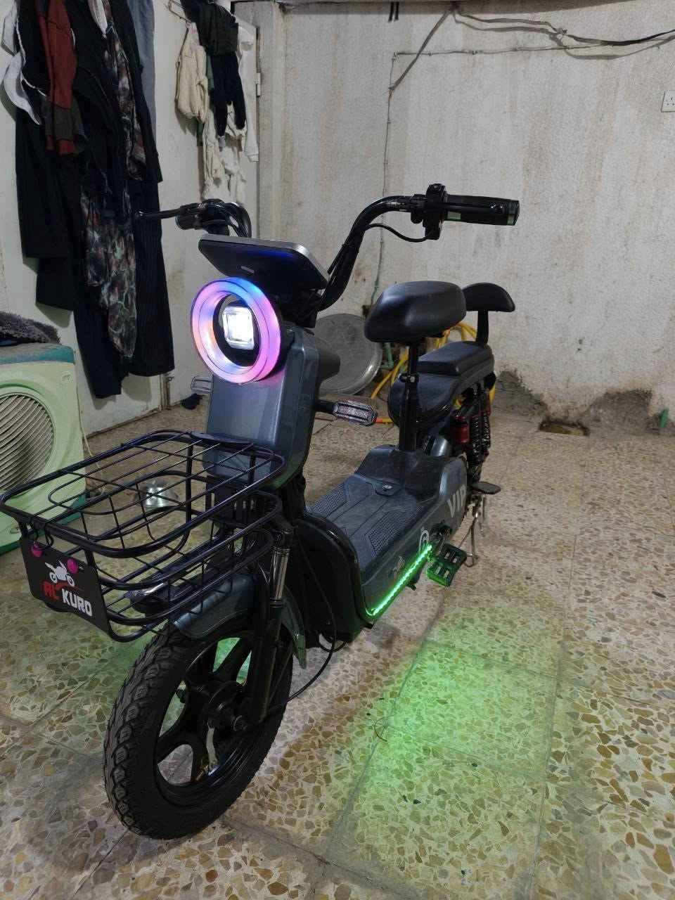 السلام عليكم دراجة شحن جديده مع الشاحنه كلوب امامي شغال بس بطاريه ضعيفه يرادله وحده جيده السعر 300وبيه مجال الشراي خاص المكان ميسان #شحن


**إذا كنت صاحب هذا الإعلان وتريد حذفه لأي سبب، رجاءا أرسل رسالة إلى الدعم الفني**