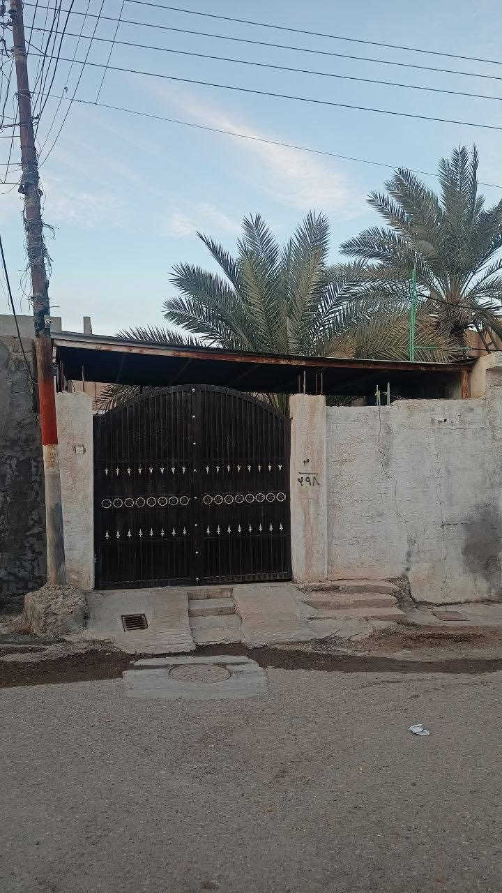 السلام عليكم ورحمه الله وبركاته

بيـــــت للبيـــــع  💵السعر 85 مليون 💵. 

وبي مجال          

في الخالدية - خلف مستشفى الرشيد  الاهلي - قرب جامع البشير (شيخ عابد) 

ملك .... طابو صرف 

مساحه 298.42 متر 

- غرف عدد ٢ طابق ارضي ١ طابق ثاني    مساحه ٥×٤ كل واحده 

- محل فيه باب على الخارج او غرفه خارجيه ٥×٤

- صحيات وحمامات خارجية عدد ٣ 

- الديوانية ٦×٤

- مطبخ ٣×٣

- الهول ٤×٥

- صاله ٣×٣                       للتواصل على الرقم  

***********

#بيت    #للبيع  #الخالدية   #الحبانية  #عقار
