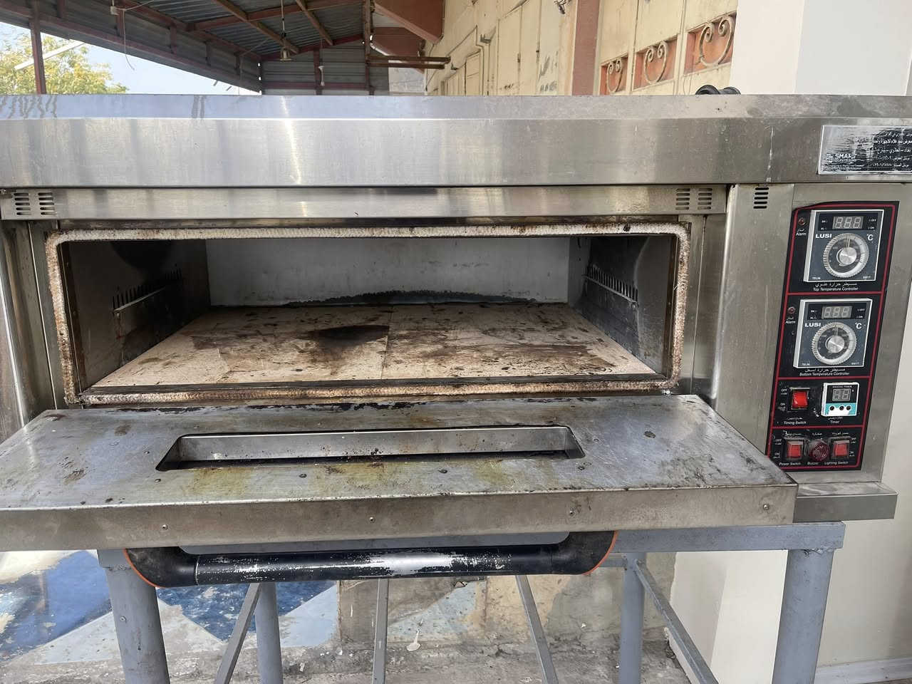 سلام عليكم فرن للبيع مستخدم قليل النضافه 90بل100 غازي جداحه والتوقيت كهرباء المنشاء تركي باب اول يفيد للمطاعم والمعجنات السعر 750000 بي شويه مجال الخاص مفتوح


**إذا كنت صاحب هذا الإعلان وتريد حذفه لأي سبب، رجاءا أرسل رسالة إلى الدعم الفني**