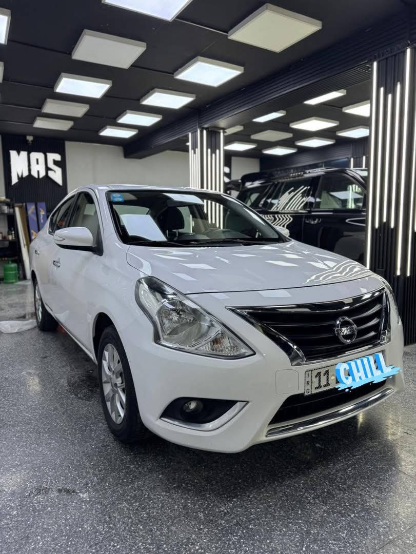 السلام عليكم. 
للبيع نيسان سني 
موديل 2023 
فول مواصفات 
بصمة 
شاشة
كامرة اصلية 
دشبول ليزري قطعتين 
مري شفط 
قطعتين تبريد 
4 جام كهرباء 
ويل كب 
اشارة بالمراية 
سبايدر 
حساسات 
بروجكتر امامي 
ماشيه 45 الف كيلو 
السيارة كفالة من صبغ وضربة والبارد 
العنوان بغداد الكرادة 
السعر 128 وبيهة مجال بسيط. 
للاستفسار ***********
