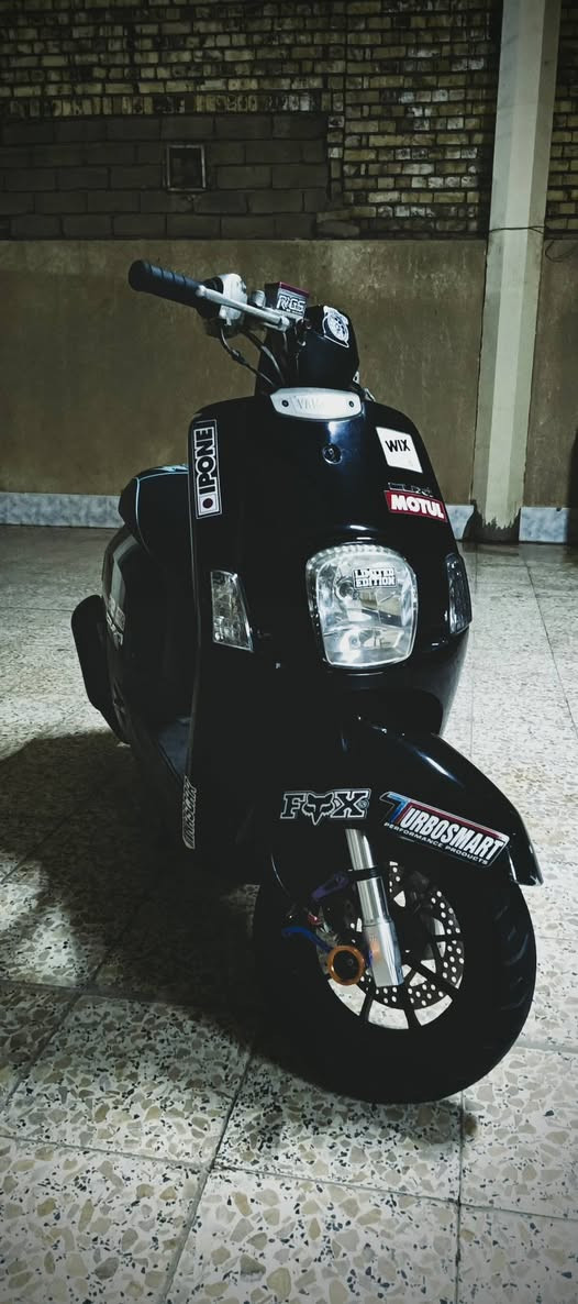 سلام عليكم
شباب درجة بوليسي البيع  (***********) 
مو شراي لا يتعبني أو يتعب نفسه 
مكينه ما مفتوحه 
كفرات ختم واحد شركة 
الناصرية سوق شيوخ
