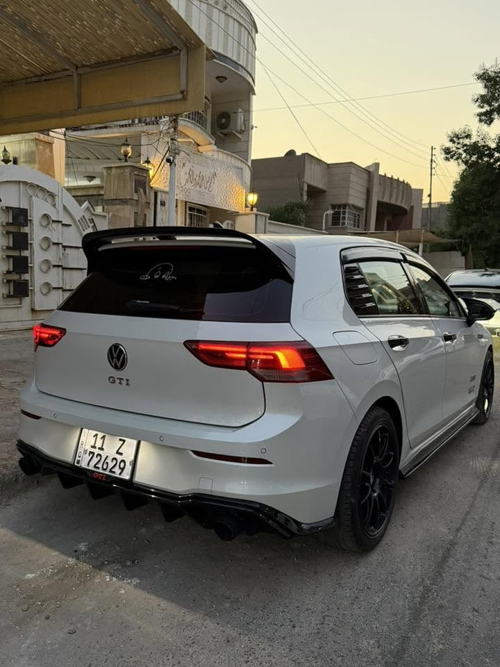 بيع او مراوس
23 موديل 
عليه اضافات (شوته Apr اكزوز رياضي انتر كولر ) 
ويل تاير BBsاصلي  وتاير 
كير عادي 6 نمر ويه بك 7
فول مواصفات 
بانوراما 
رادار امامي ،جانبي 
حساس خلفي امامي 
شاشه متصله دجتل وداتو ش
كشنات تدفئه كهربائ
 سياقه اليه 
بصمه ترحيب 
فول للاخير  وسياره نظيفه 
(جاملغ وربع بنيد حادثه بدون دواخل 

سعره 198 للبيع او مراوس حسب قناعه 
مكانه بغداد الكرخ
للاستفسار
*********** واتس
