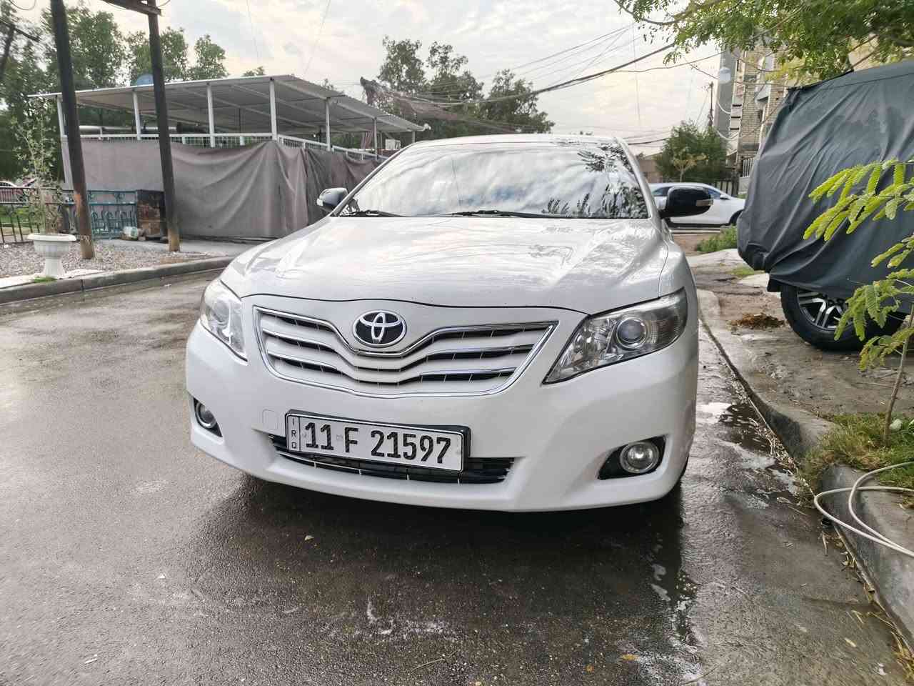 السلام عليكم
كامري 2010 خليجي GLX  اعلى فئه 4 سلندر
كشنات جلد /كشن كهربائي/تحكم ستيرن/بردة خلفية/فتحه/قطعتين تبريد/ومعروفه باقي المواصفات
السيارة عليهة منظومه زنون 
رقم بغداد باسمي
السيارة بيهة جاملغ وربع بنيد مصبوغ السونار مرفق مع الصور
هزة جديدة /تخم تاير جديد
عنواني/بغداد الجديدة الامين الثانيه
السعر 123 وبيهة مجال بسيط
***********
