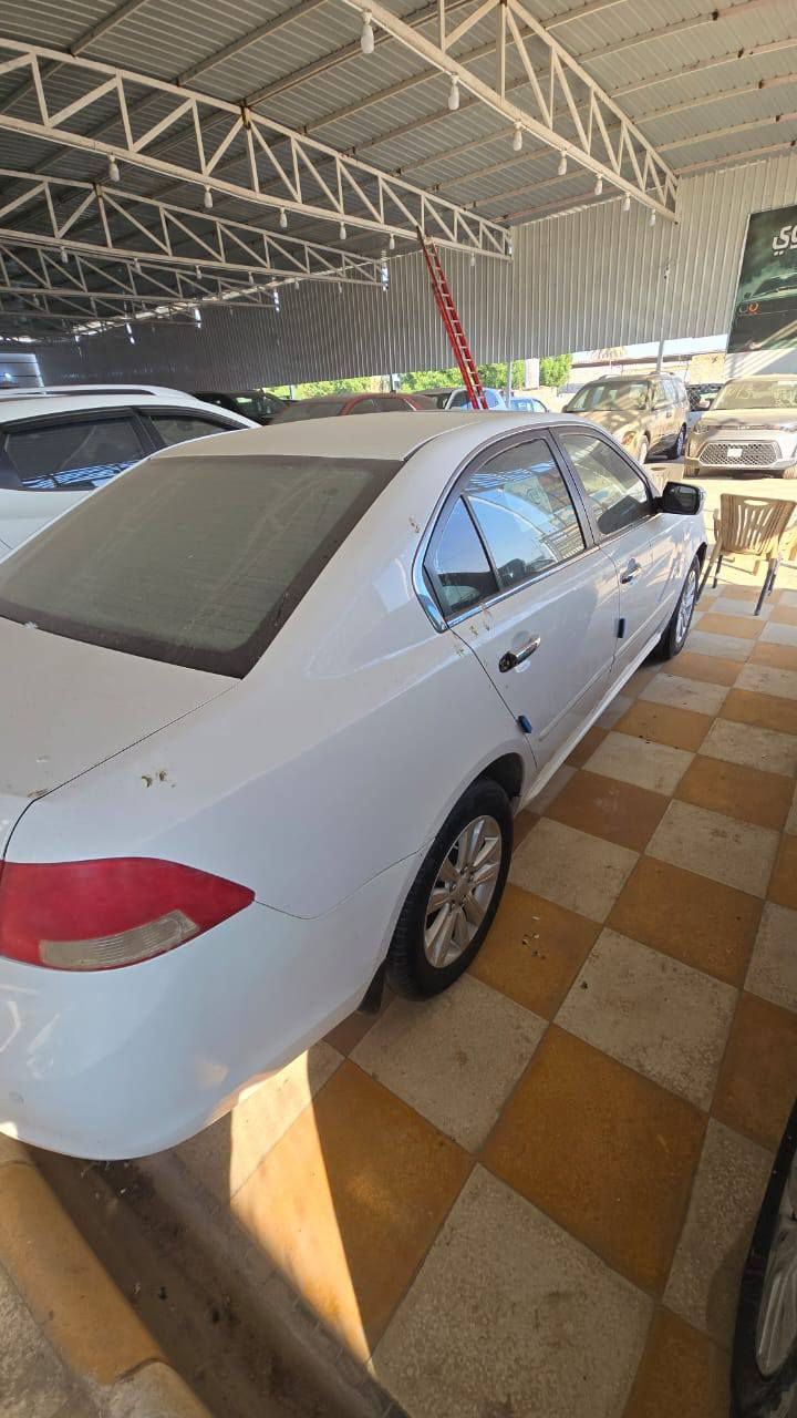 دليل العراق  السيارات 
اوبتما ٢٠١٠ بيه داير جاملغ الخلفي وبيه شويه جوه الباب صبغ موضح بسونار ولباقي كفاله فول مواصفات عدا البصمه السعر ١٣٣ وبيه مجال 
رقم الهاتف+واتساب ‏‪***********‬‏
